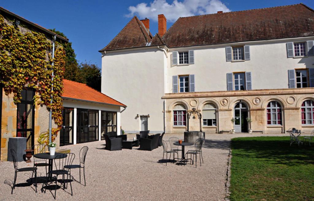 Chateau De Matel Roanne Exterior photo