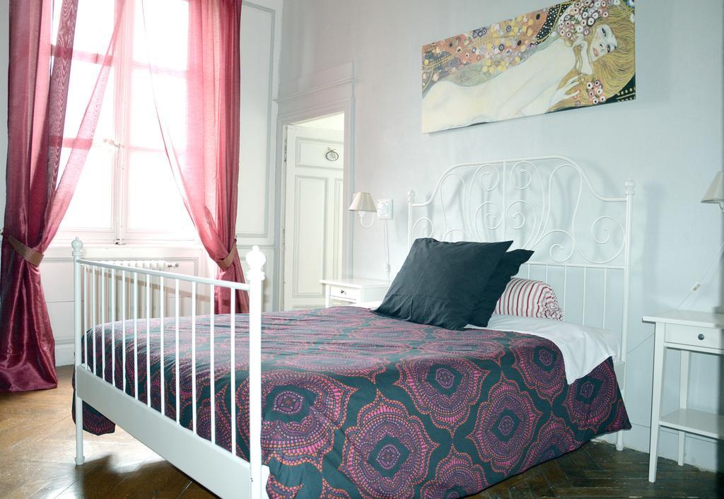 Chateau De Matel Roanne Room photo
